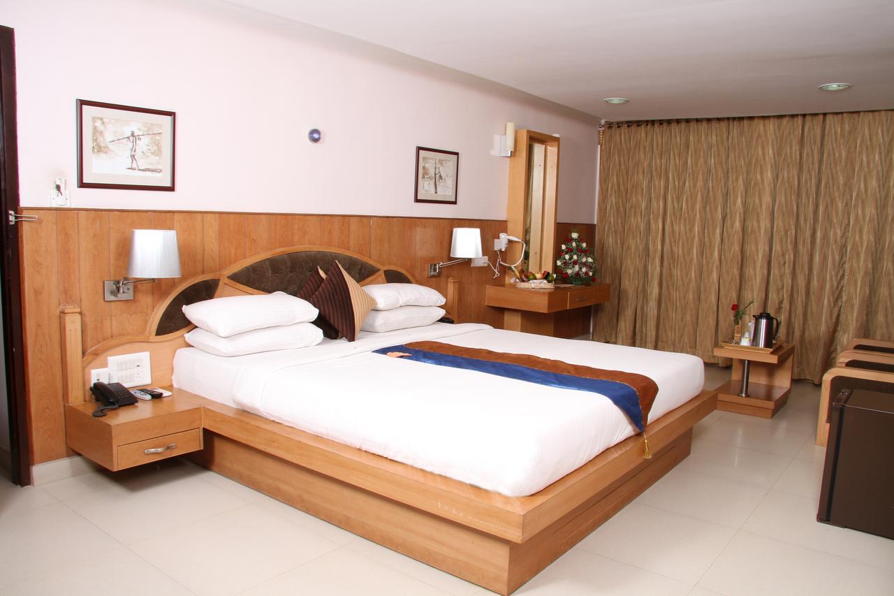 La Promenade Hotel Kovalam Exteriör bild